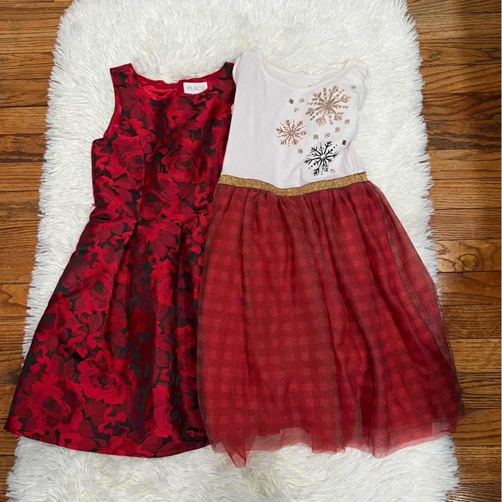 Holidays girl set of two dresses size 8